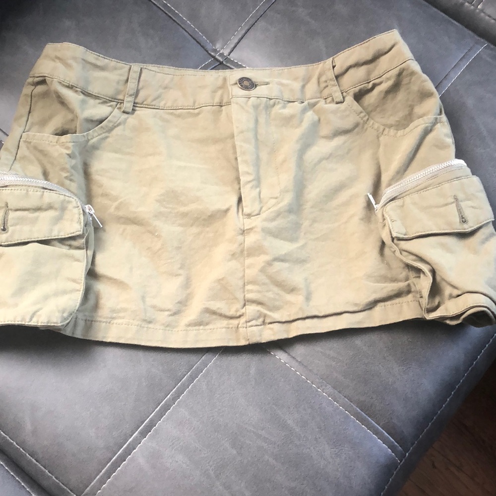 Shein Cargo Skirt w/pockets